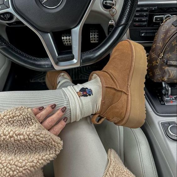 UGG Classic Ultra Mini Platform