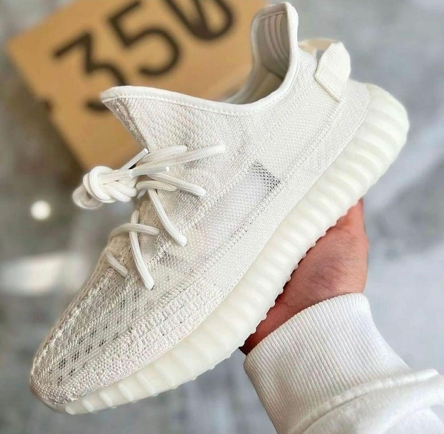 Y**zy boost 350 v2