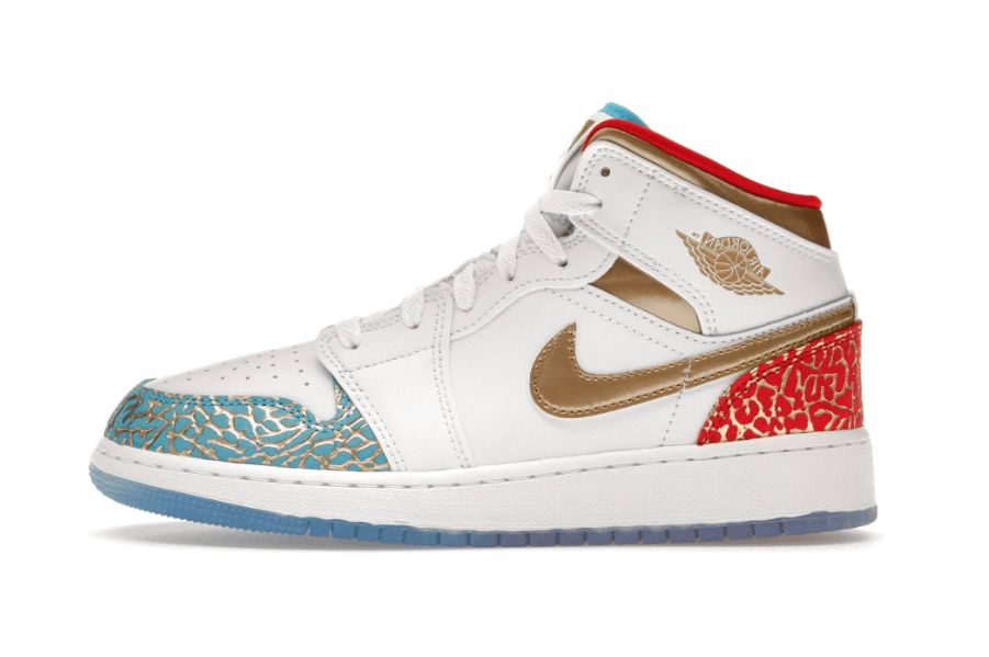 Jordan 1 Mid Sneaker School NC to Chicago (GS) Jordan 1 Mid Sneaker School NC to Chicago (GS)