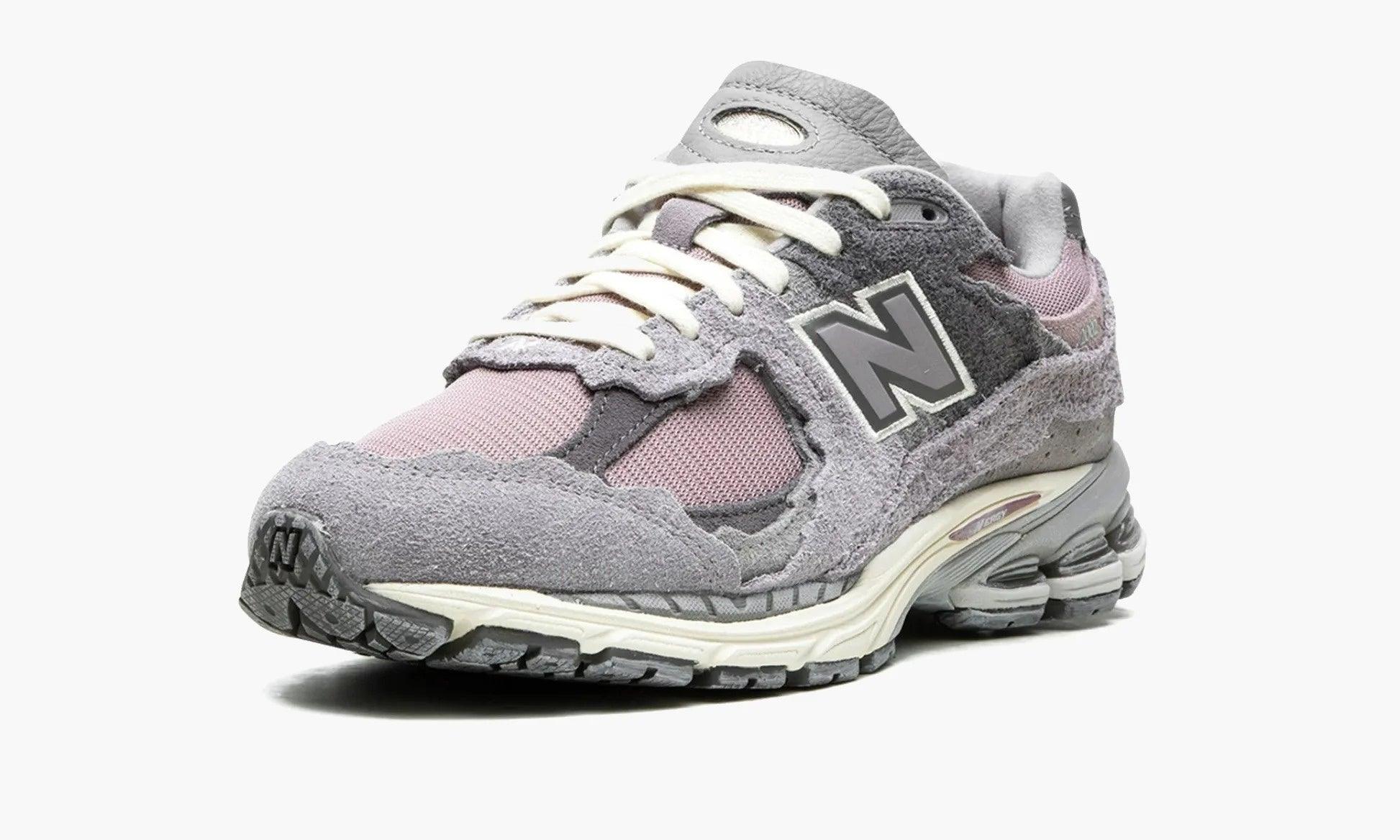 New Balance 2002R Protection