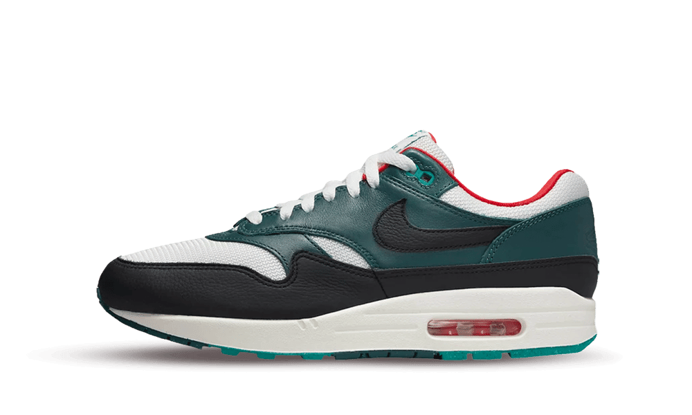 Nike Air Max 1 LeBron James Liverpool F.C. Nike Air Max 1 LeBron James Liverpool F.C.