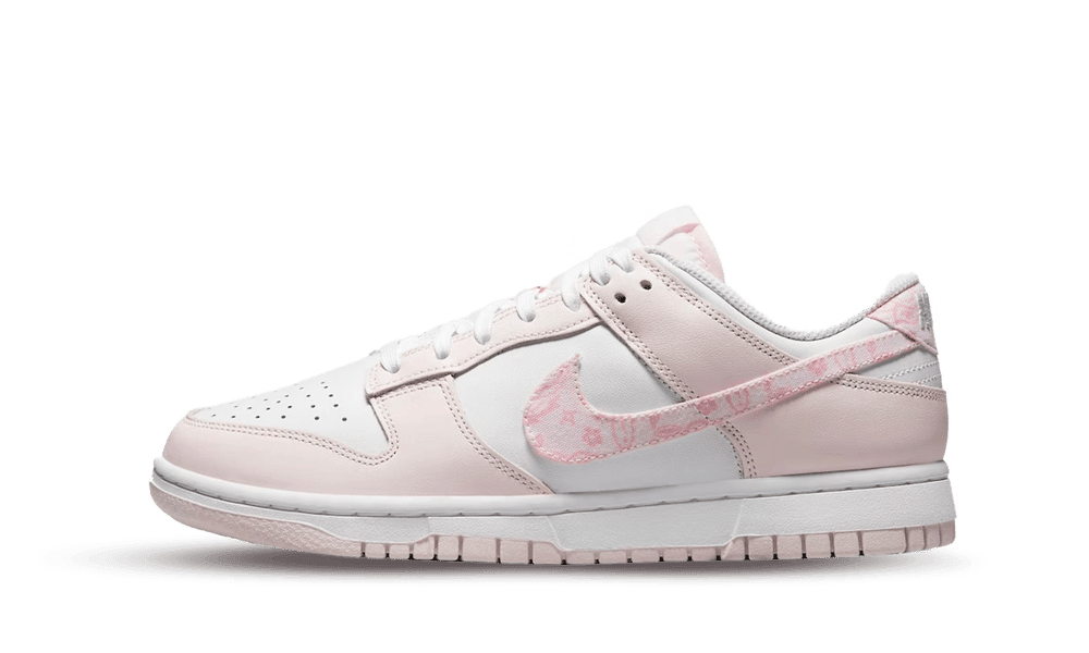 Nike Dunk Low Essential