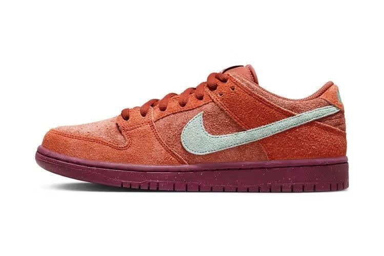 Nike SB Dunk Low Mystic Red Nike SB Dunk Low Mystic Red