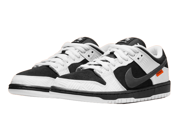 Nike SB Dunk Low TIGHTBOOTH