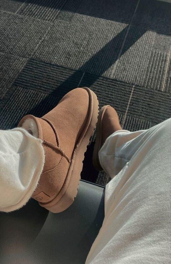 UGG Classic Ultra Mini